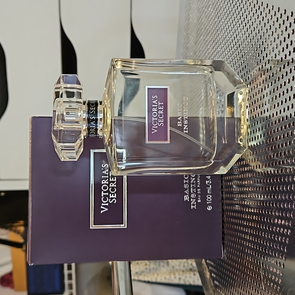 Victoria's Secret Basic Instinct EDP